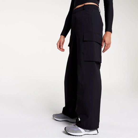 NWT Calia cargo pants black high rise journey collection relaxed fit sz Medium - Picture 3 of 8